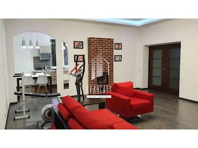 будинок за адресою Київ, Крута вул., 25