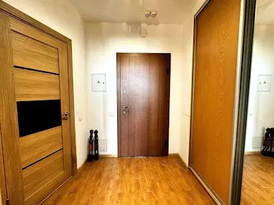 квартира за адресою Богатирська вул., 6-А
