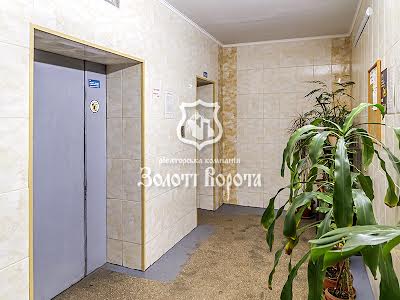 квартира за адресою Вахтанга Кікабідзе вул. (Булгакова), 18