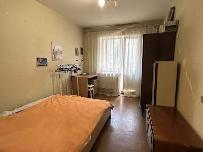 квартира за адресою Київ, Микільсько-Слобідська вул., 4