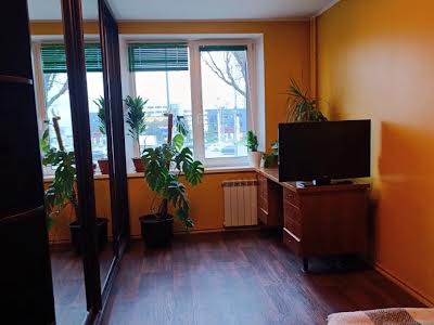 квартира за адресою Київ, Зодчих вул., 68/2