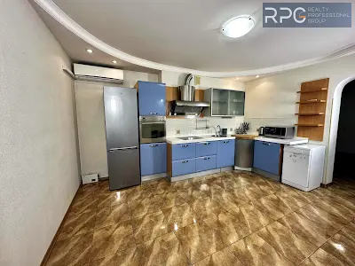 квартира за адресою Старонаводницька вул., 4-В