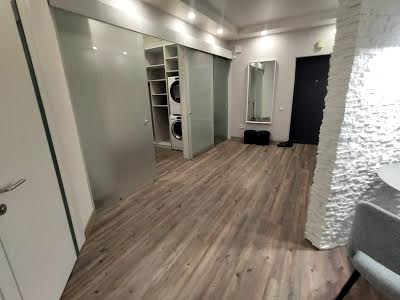 квартира за адресою Жилянська вул., 59