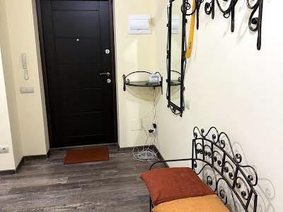 квартира за адресою Метрологічна вул., 11-В