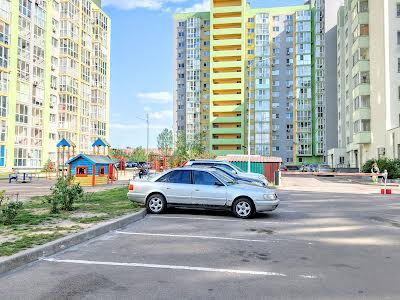 квартира по адресу Миколи Хвильового ул., 3