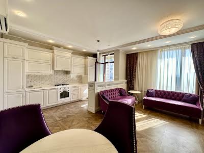 квартира за адресою Отрадна вул., 15