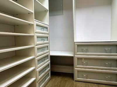 квартира за адресою Пилипа Орлика вул., 6