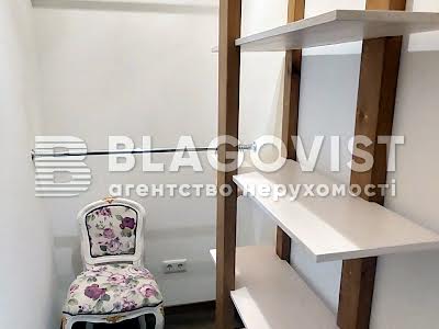 будинок за адресою с. Лісники, Козача вул.