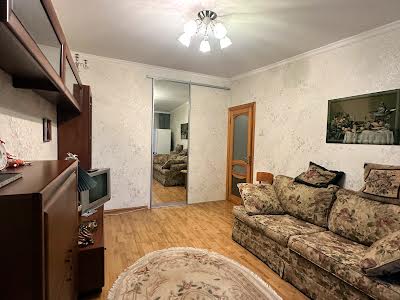 квартира за адресою Лесі Українки просп. (Гагаріна), 23/4