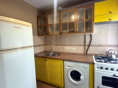 квартира по адресу Салютная ул., 12/62