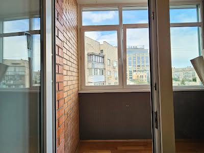 квартира за адресою Панаса Мирного вул., 8