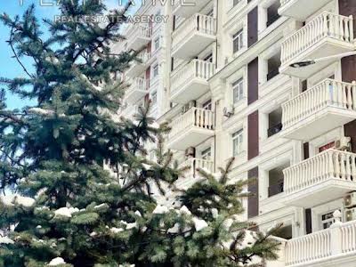 квартира по адресу Михаила Максимовича ул. (Трутенко Онуфрия), 24-А