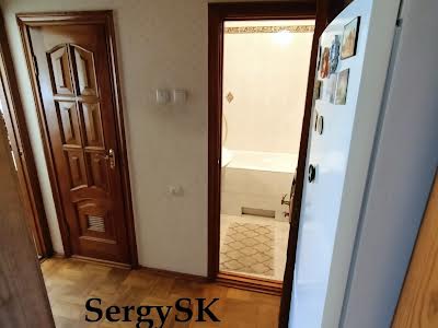 квартира за адресою Анни Ахматової вул., 23