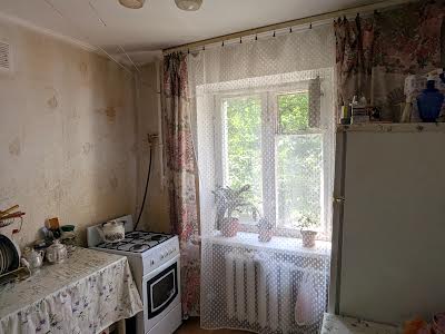 комната по адресу Будівельників пер., 8