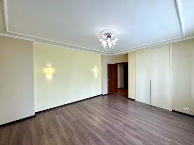 квартира за адресою Раїси Окіпної вул., 10