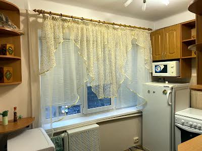 квартира по адресу Романа Ратушного ул. (Волгоградська), 9