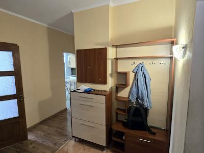 квартира по адресу Олены Пчилки ул., 2