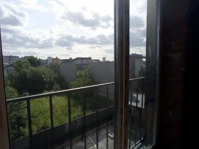 квартира по адресу Институтская ул., 21