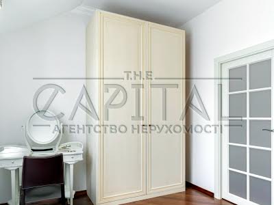 будинок за адресою смт. Козин, Озерна вул.