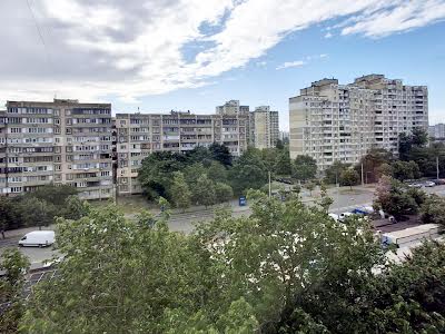квартира по адресу Чернобыльская ул., 18