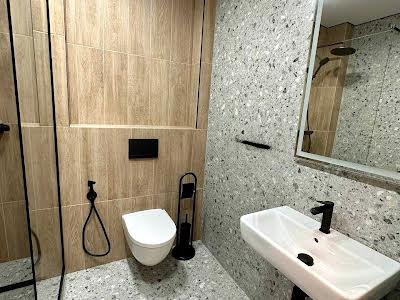 квартира за адресою Салютна вул., 2