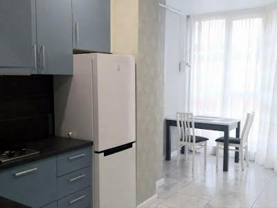 квартира за адресою Молодіжна вул., 2