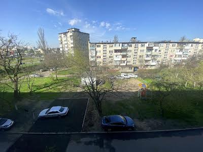квартира за адресою Алішера Навої просп., 86