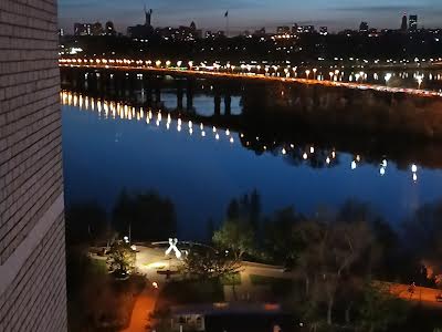 квартира за адресою Павла Тичини просп., 2
