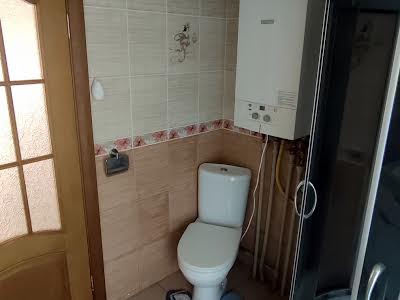 дом по адресу Киев, Дніпроводська вул.