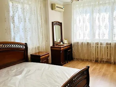 квартира за адресою В'ячеслава Чорновола вул., 25