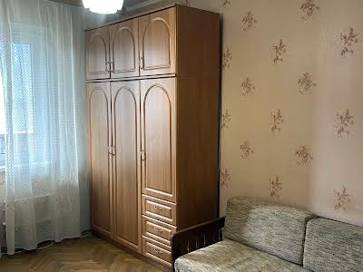 квартира за адресою Путивльська вул., 42