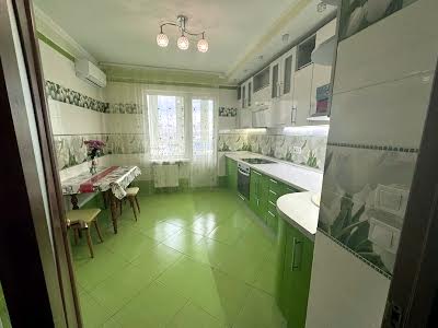 квартира по адресу Бориса Гмыри ул., 18
