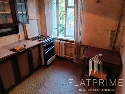 квартира за адресою Салютна вул., 4/5