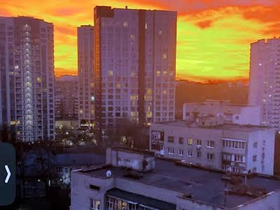 квартира за адресою Деміївська вул., 13