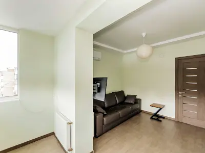 квартира за адресою Драгоманова вул., 25