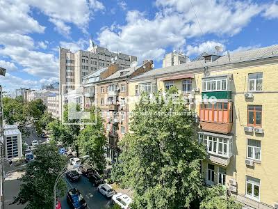 квартира по адресу Институтская ул., 24/7