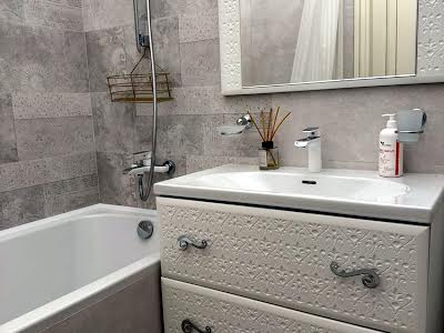 квартира за адресою Джона Маккейна вул. (Івана Кудрі), 7