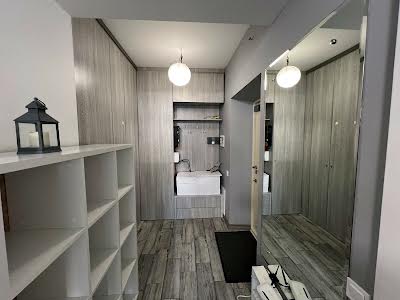 квартира за адресою Щаслива вул., 50