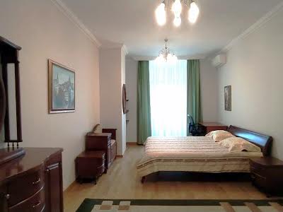 квартира по адресу Кловский спуск, 5