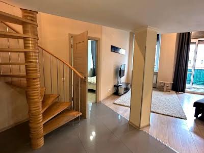 квартира за адресою Шота Руставелі вул., 1