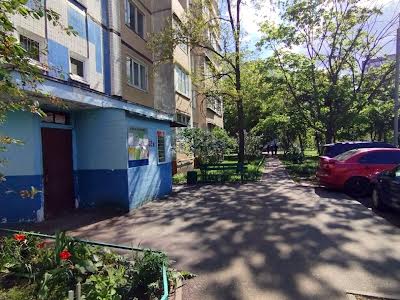 квартира по адресу Червоной Калины просп. (Владимира Маяковского), 32-В