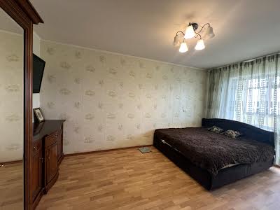квартира по адресу Драгоманова ул., 1-К