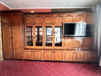 квартира по адресу Ревуцкого ул., 8