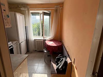 квартира за адресою Авіаконструктора Антонова вул., 12