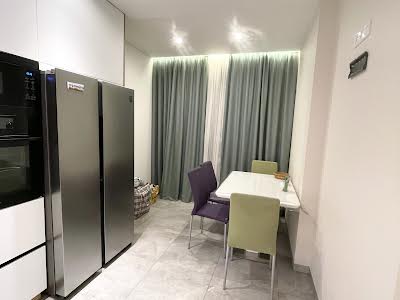 квартира за адресою Миколи Гулака вул., 4