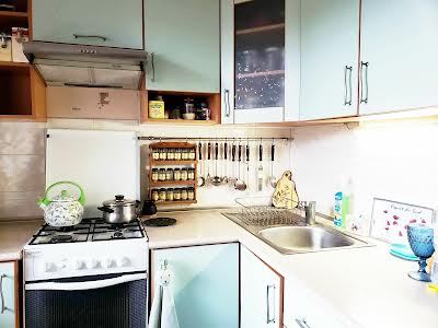 квартира за адресою Київ, Леся Курбаса просп., 12-А