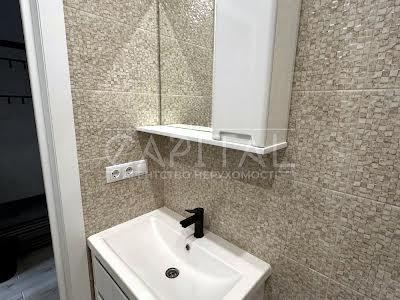 квартира за адресою Соборна вул., 105в