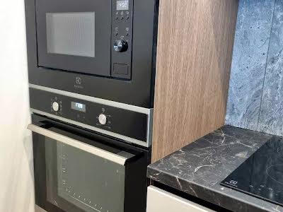 квартира по адресу Салютная ул., 2