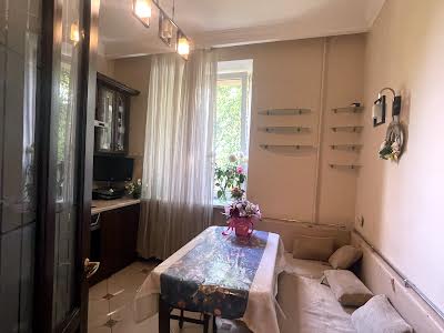 квартира за адресою Бориславська вул., 56/3