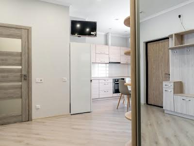 квартира за адресою Михайлівська вул., 8